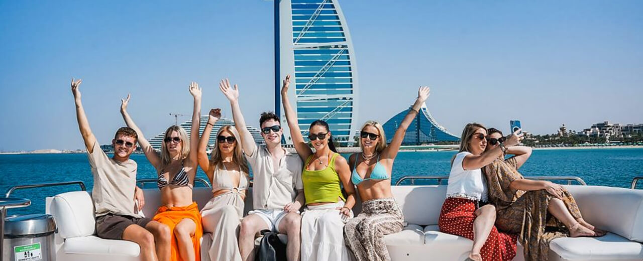Dubai Marina Yacht Tour with Optional Breakfast or BBQ